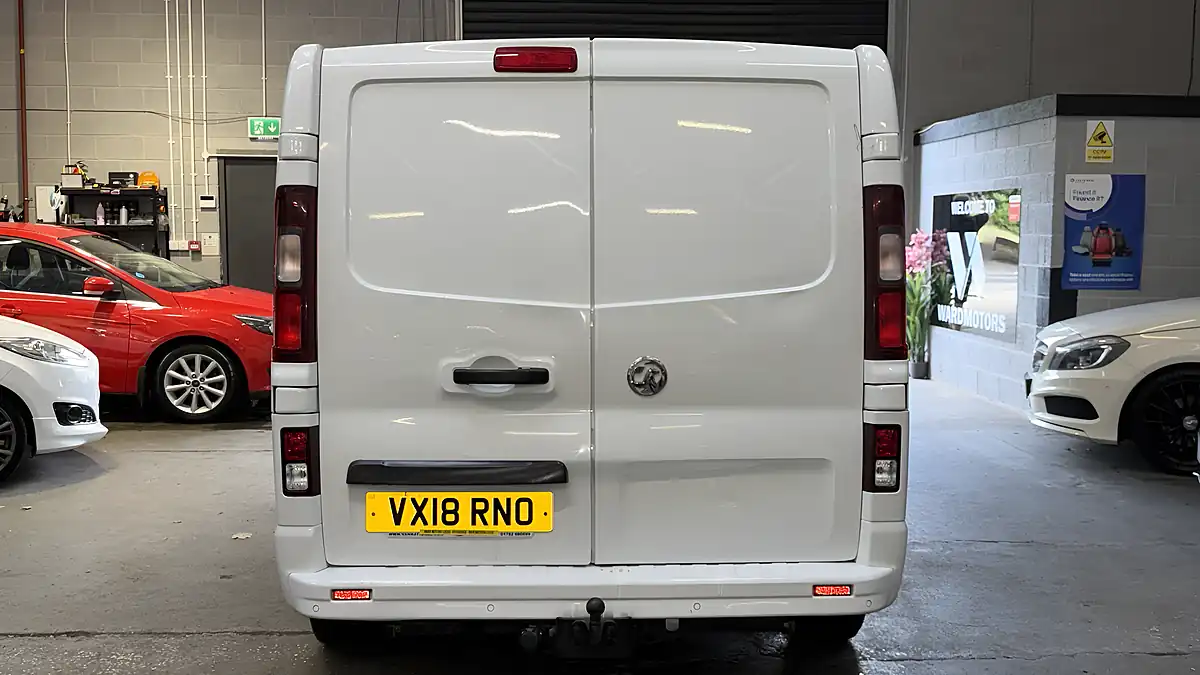 Used 2018 Vauxhall Vivaro Sportive White - Interior and Exterior details 6