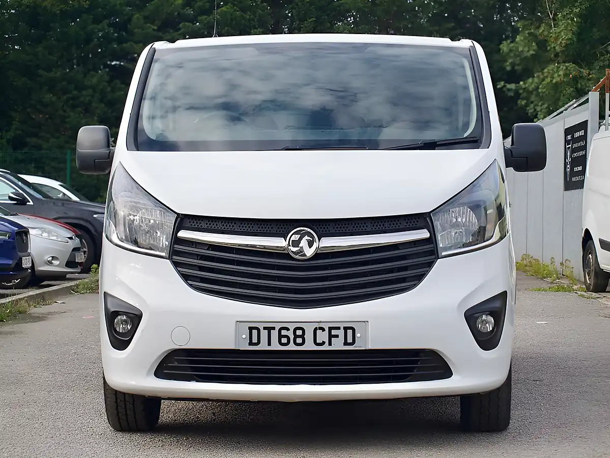 Used 2018 Vauxhall Vivaro Sportive White - Interior and Exterior details 9
