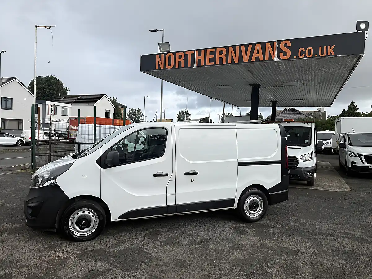 Used 2018 Vauxhall Vivaro White - Interior and Exterior details 2
