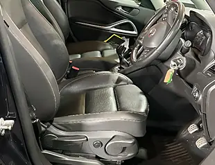 Used 2018 Vauxhall Zafira Tourer Sri Nav Blue - Interior and Exterior details 7