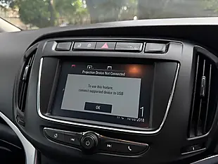Used 2018 Vauxhall Zafira Tourer Sri Nav Red - Interior and Exterior details 18