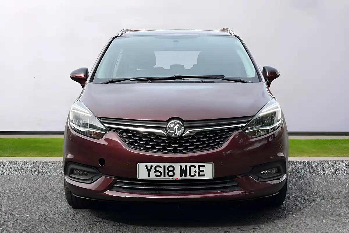 Used 2018 Vauxhall Zafira Tourer Sri Nav Red - Interior and Exterior details 3