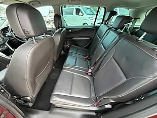 Used 2018 Vauxhall Zafira Tourer Sri Nav Red - Interior and Exterior details 14