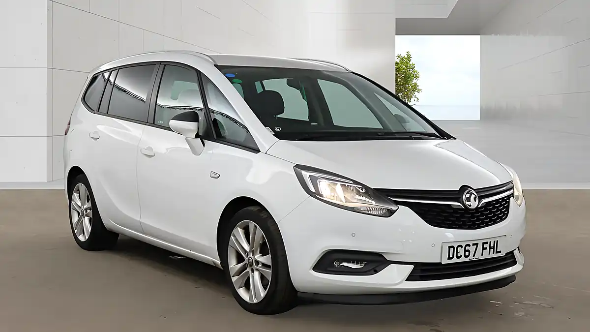 Used 2018 Vauxhall Zafira Tourer Sri Nav White - Front View