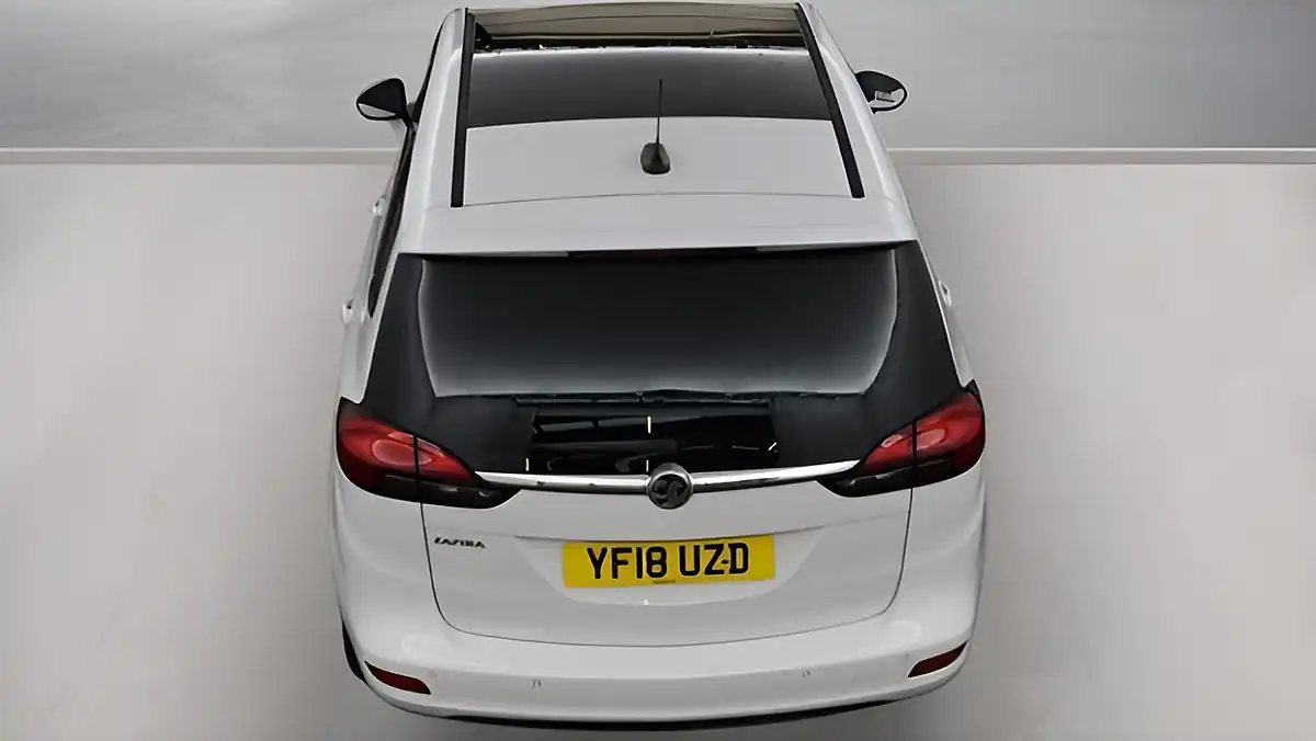 Used 2018 Vauxhall Zafira Tourer Sri Nav White - Interior and Exterior details 10