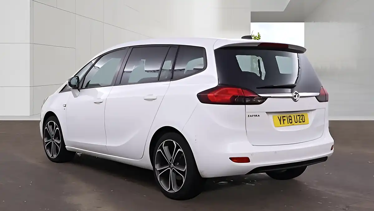 Used 2018 Vauxhall Zafira Tourer Sri Nav White - Interior and Exterior details 2