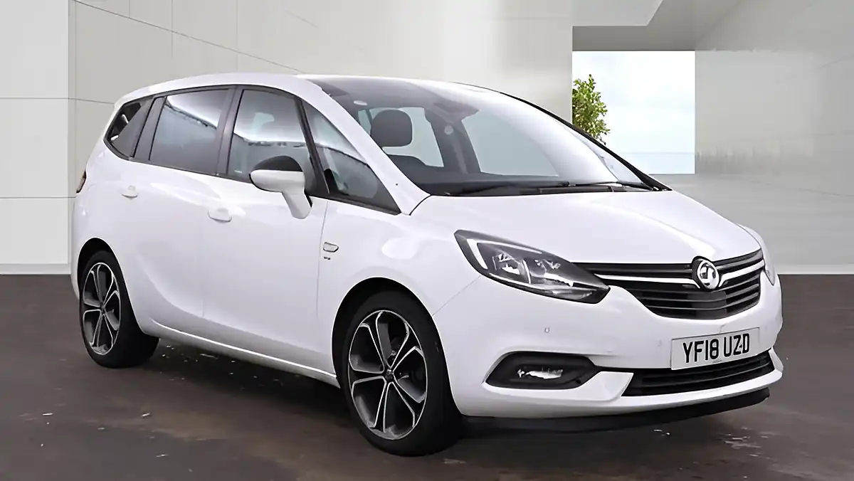 Used 2018 Vauxhall Zafira Tourer Sri Nav White - Interior and Exterior details 3