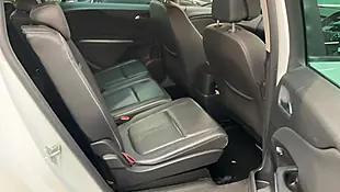 Used 2018 Vauxhall Zafira Tourer Sri Nav White - Interior and Exterior details 6