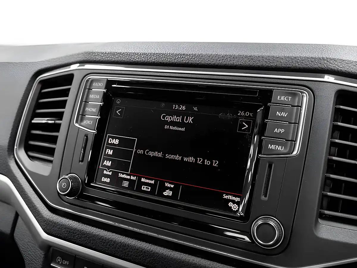 Used 2018 Volkswagen Amarok Highline Deep Black - Interior and Exterior details 19