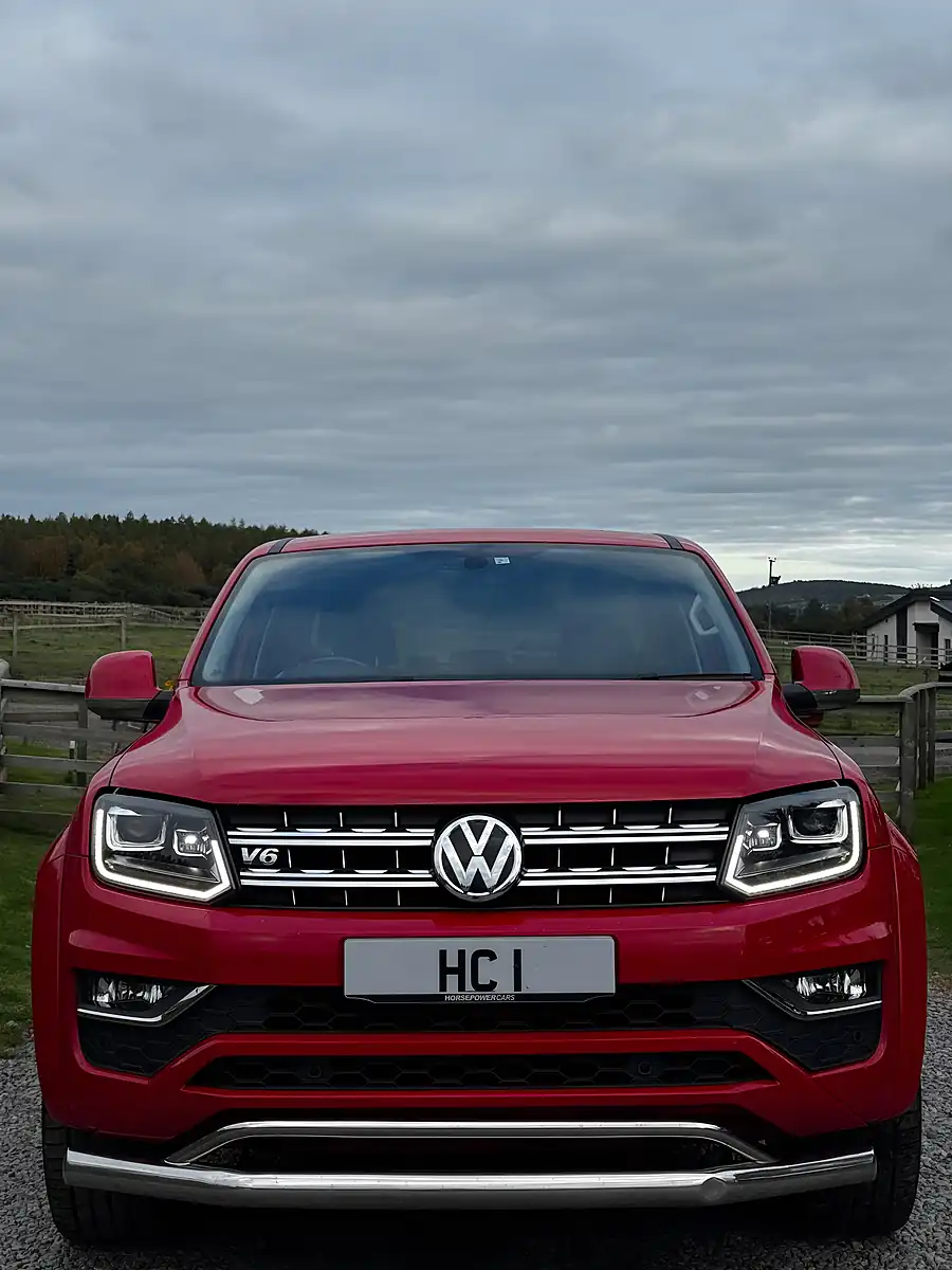 Used 2018 Volkswagen Amarok Highline Red - Interior and Exterior details 10