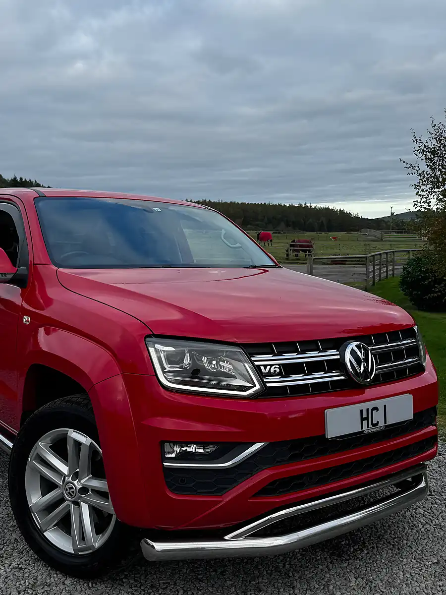 Used 2018 Volkswagen Amarok Highline Red - Interior and Exterior details 2