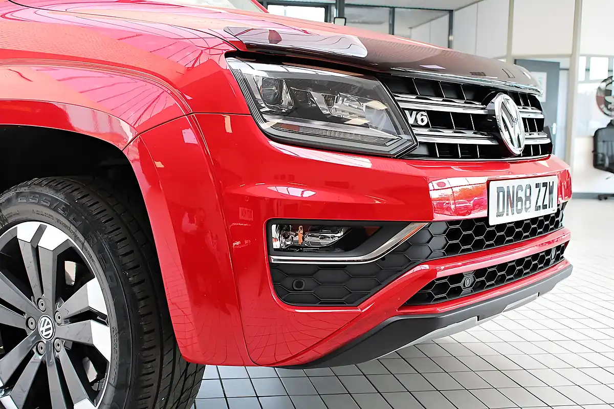 Used 2018 Volkswagen Amarok Highline Tornado Red - Interior and Exterior details 8