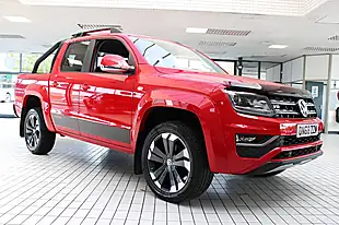Used 2018 Volkswagen Amarok Highline Tornado Red - Interior and Exterior details 9