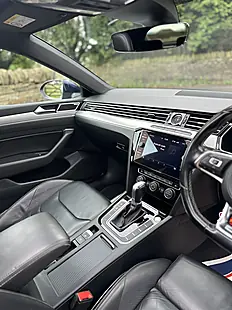 Used 2018 Volkswagen Arteon R-Line Blue - Interior and Exterior details 5