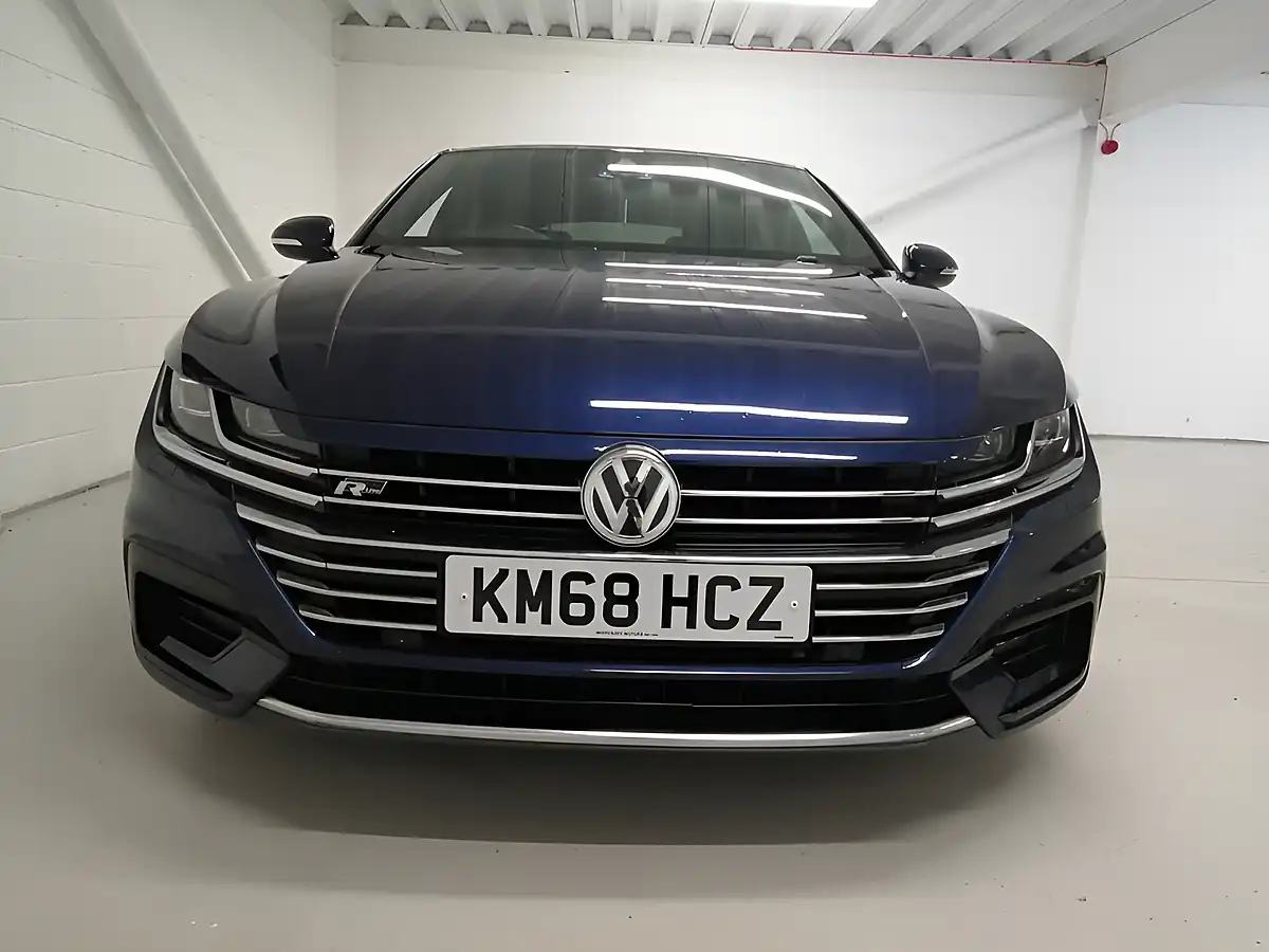 Used 2018 Volkswagen Arteon R-Line Fastback Blue - Interior and Exterior details 6