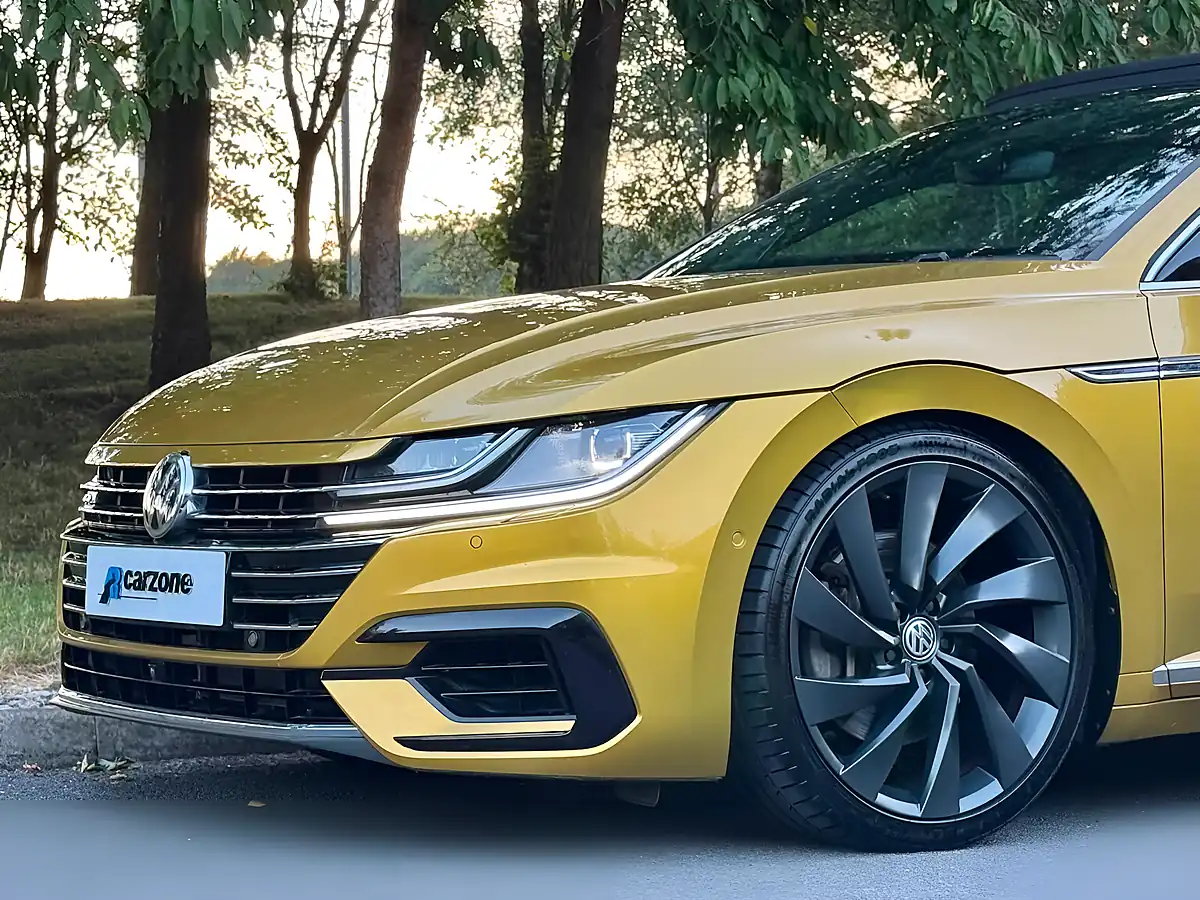 Used 2018 Volkswagen Arteon R-Line Yellow - Interior and Exterior details 11
