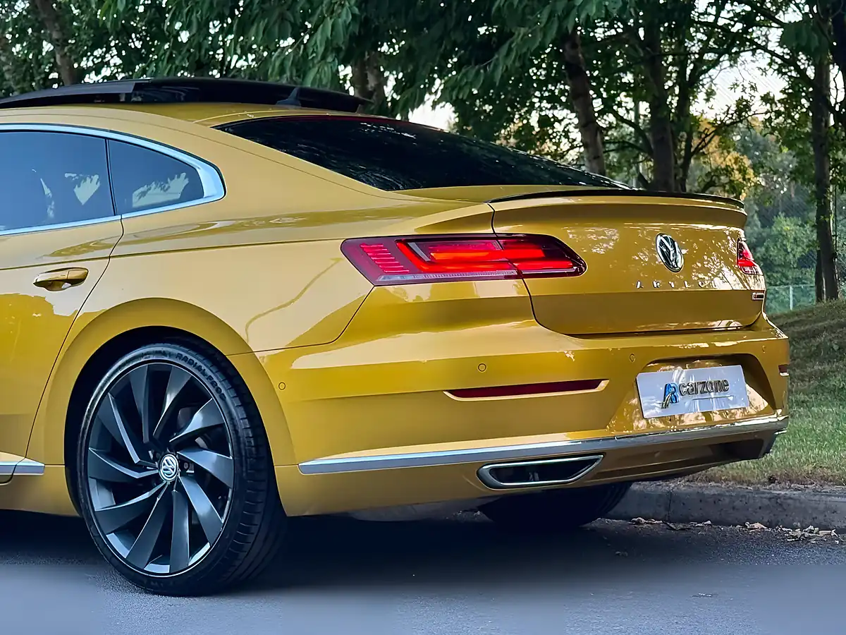 Used 2018 Volkswagen Arteon R-Line Yellow - Interior and Exterior details 13