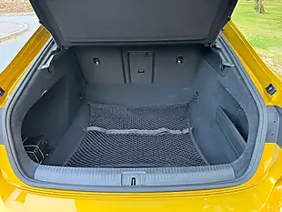 Used 2018 Volkswagen Arteon R-Line Yellow - Interior and Exterior details 17