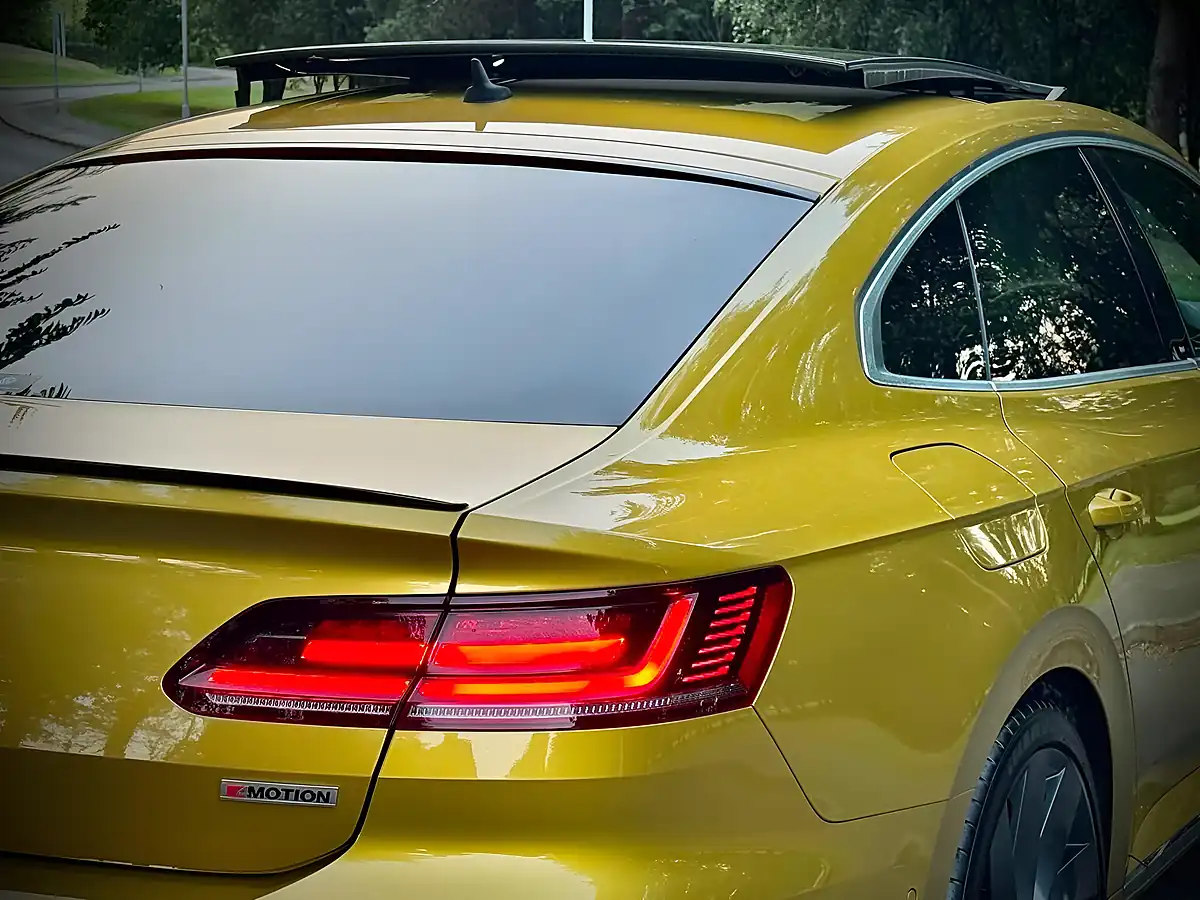 Used 2018 Volkswagen Arteon R-Line Yellow - Interior and Exterior details 19