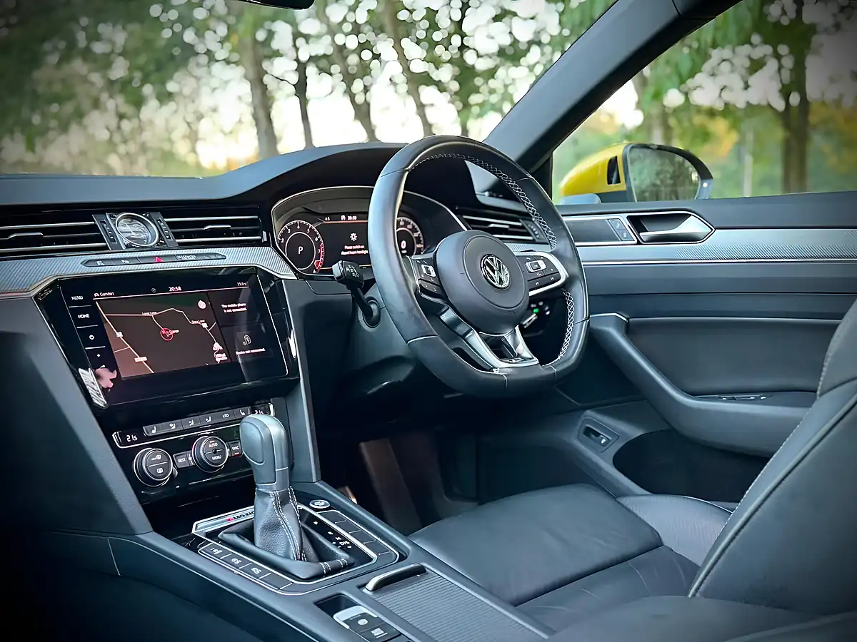 Used 2018 Volkswagen Arteon R-Line Yellow - Interior and Exterior details 3