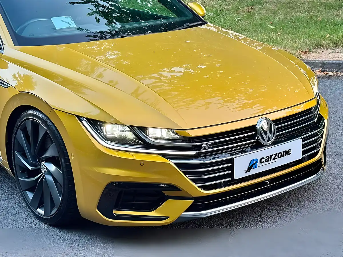 Used 2018 Volkswagen Arteon R-Line Yellow - Interior and Exterior details 9