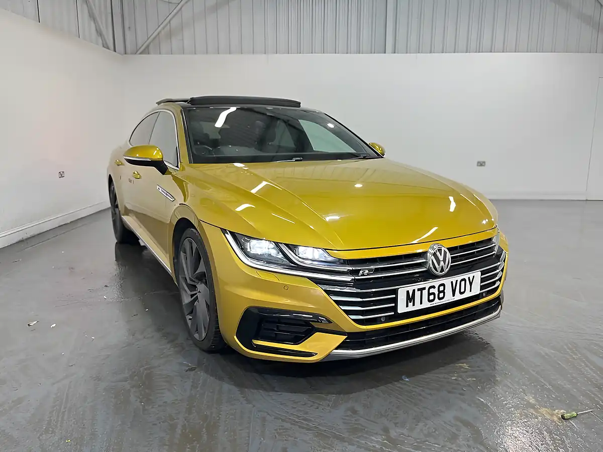Used 2018 Volkswagen Arteon R-Line Yellow - Front View