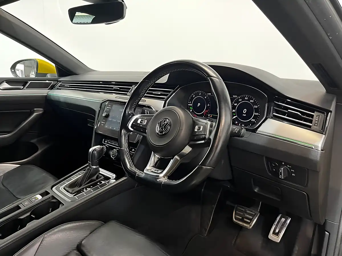 Used 2018 Volkswagen Arteon R-Line Yellow - Interior and Exterior details 16