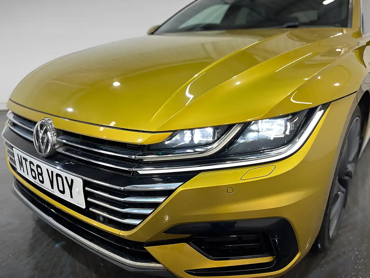 Used 2018 Volkswagen Arteon R-Line Yellow - Interior and Exterior details 4