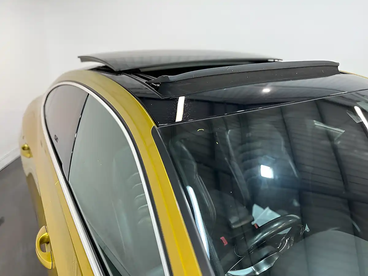 Used 2018 Volkswagen Arteon R-Line Yellow - Interior and Exterior details 7