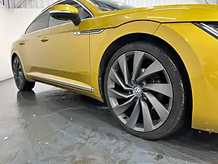Used 2018 Volkswagen Arteon R-Line Yellow - Interior and Exterior details 9