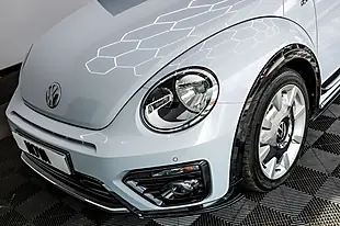 Used 2018 Volkswagen Beetle R-Line Silver - Interior and Exterior details 11