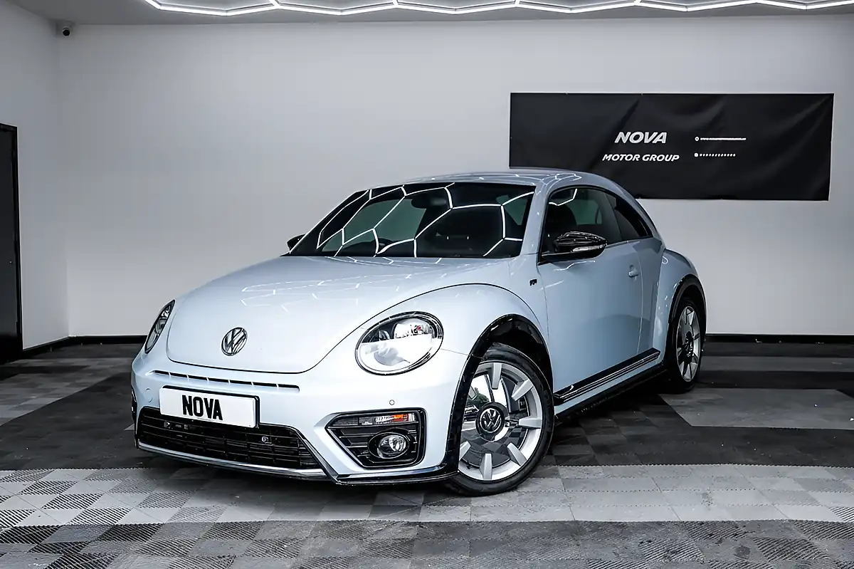 Used 2018 Volkswagen Beetle R-Line Silver - Interior and Exterior details 2