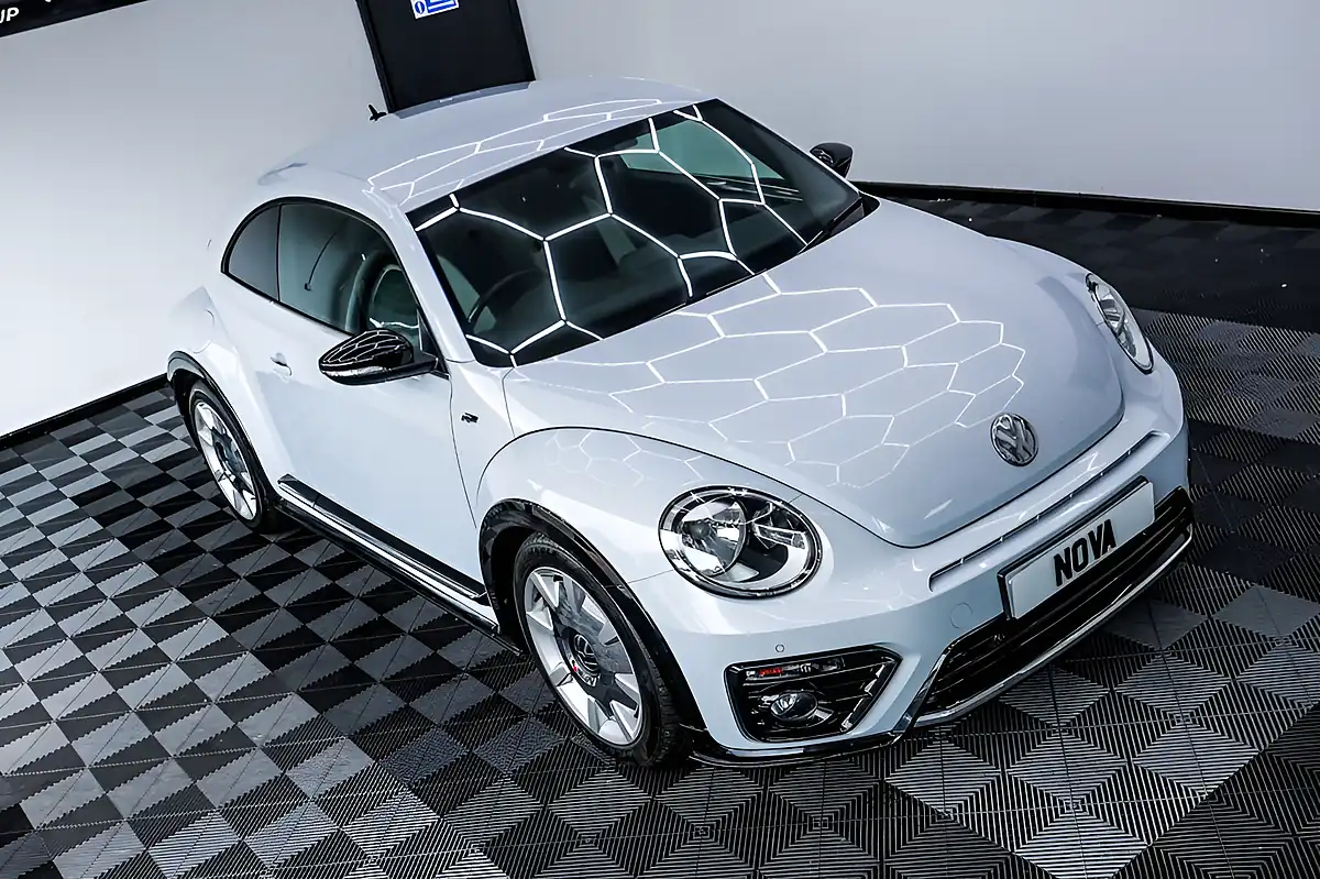 Used 2018 Volkswagen Beetle R-Line Silver - Interior and Exterior details 4
