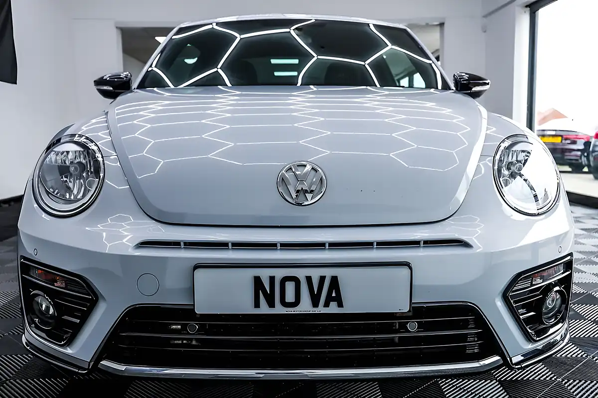 Used 2018 Volkswagen Beetle R-Line Silver - Interior and Exterior details 8