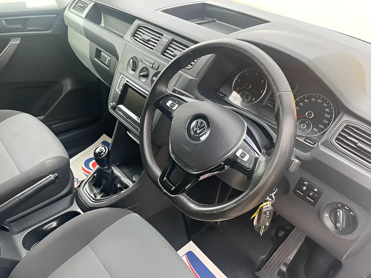 Used 2018 Volkswagen Caddy C20 Startline Swb White - Interior and Exterior details 11