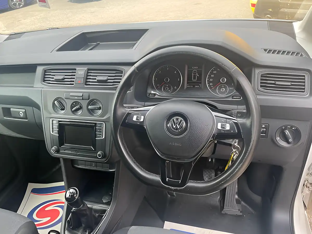 Used 2018 Volkswagen Caddy C20 Startline Swb White - Interior and Exterior details 14