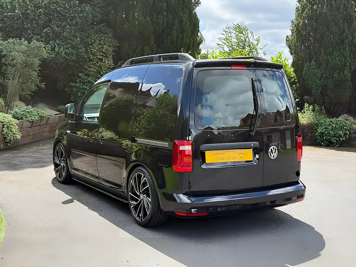 Used 2018 Volkswagen Caddy Highline Black - Interior and Exterior details 12
