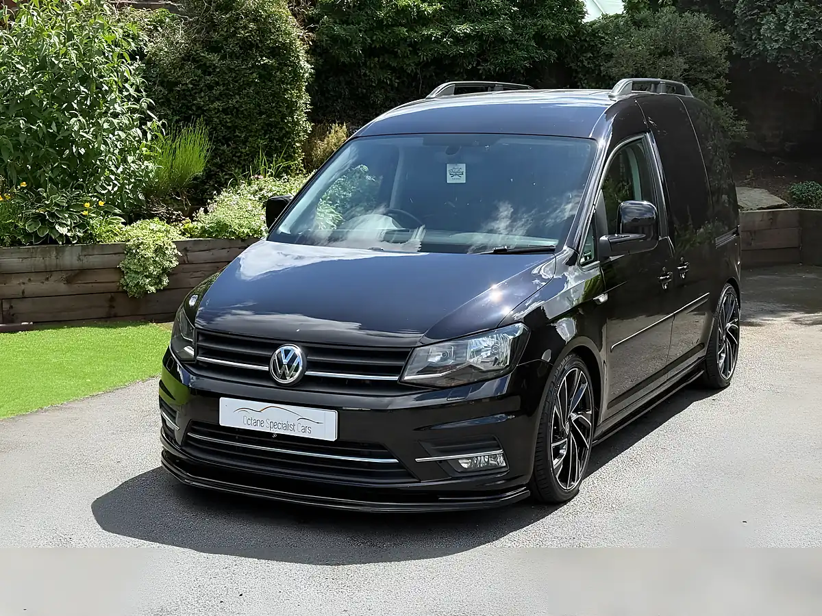 Used 2018 Volkswagen Caddy Highline Black - Interior and Exterior details 2