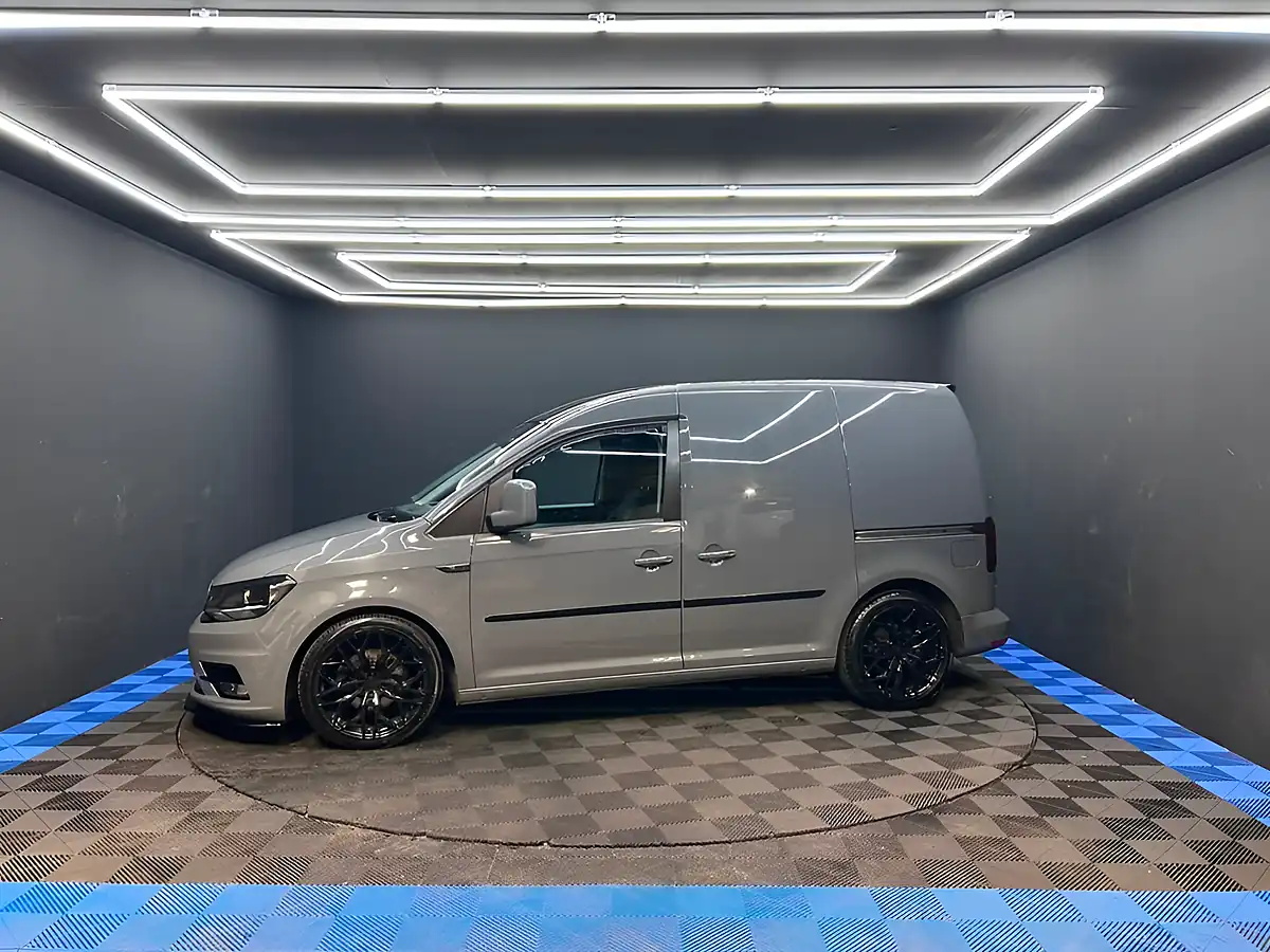 Used 2018 Volkswagen Caddy Highline Matt Grey - Interior and Exterior details 8