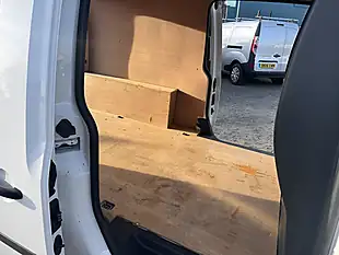 Used 2018 Volkswagen Caddy Maxi C20 Startline - Interior and Exterior details 14