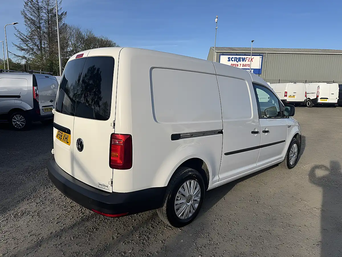 Used 2018 Volkswagen Caddy Maxi C20 Startline - Interior and Exterior details 6