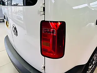 Used 2018 Volkswagen Caddy Maxi Startline Lwb White - Interior and Exterior details 13