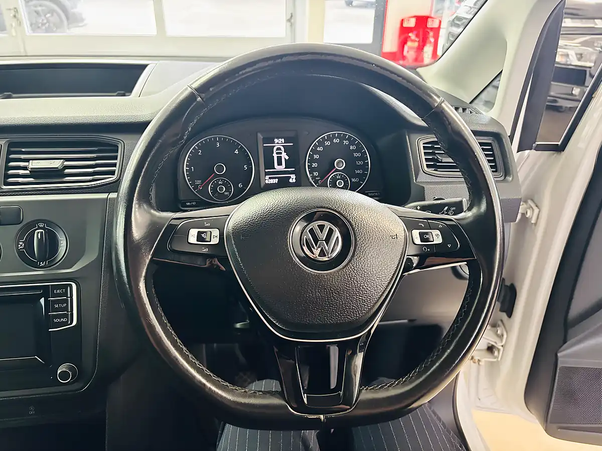 Used 2018 Volkswagen Caddy Maxi Startline Lwb White - Interior and Exterior details 15