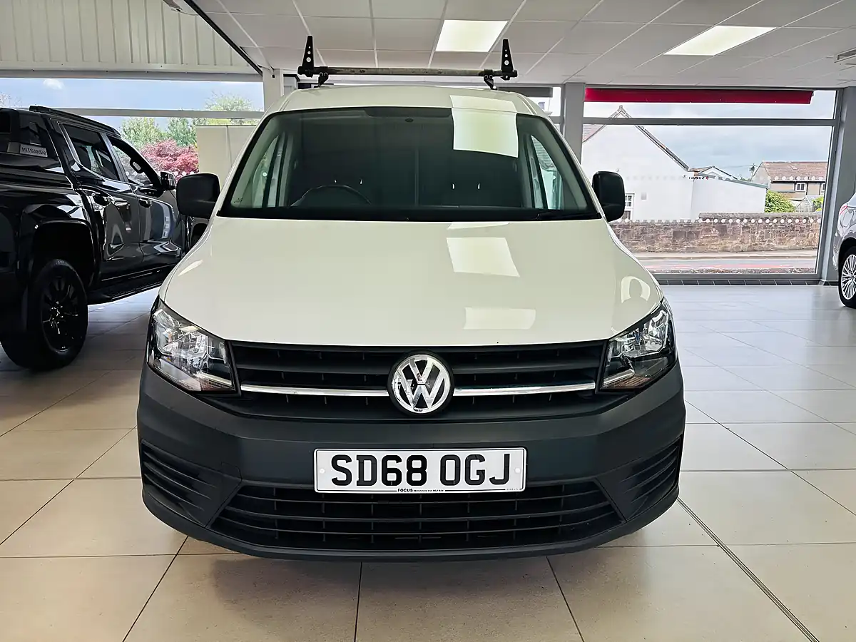 Used 2018 Volkswagen Caddy Maxi Startline Lwb White - Interior and Exterior details 2