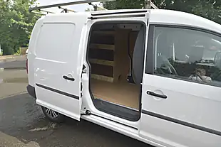 Used 2018 Volkswagen Caddy Maxi White - Interior and Exterior details 12