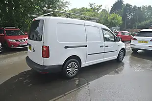 Used 2018 Volkswagen Caddy Maxi White - Interior and Exterior details 7
