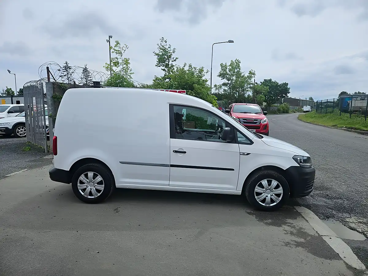 Used 2018 Volkswagen Caddy Startline White - Interior and Exterior details 2