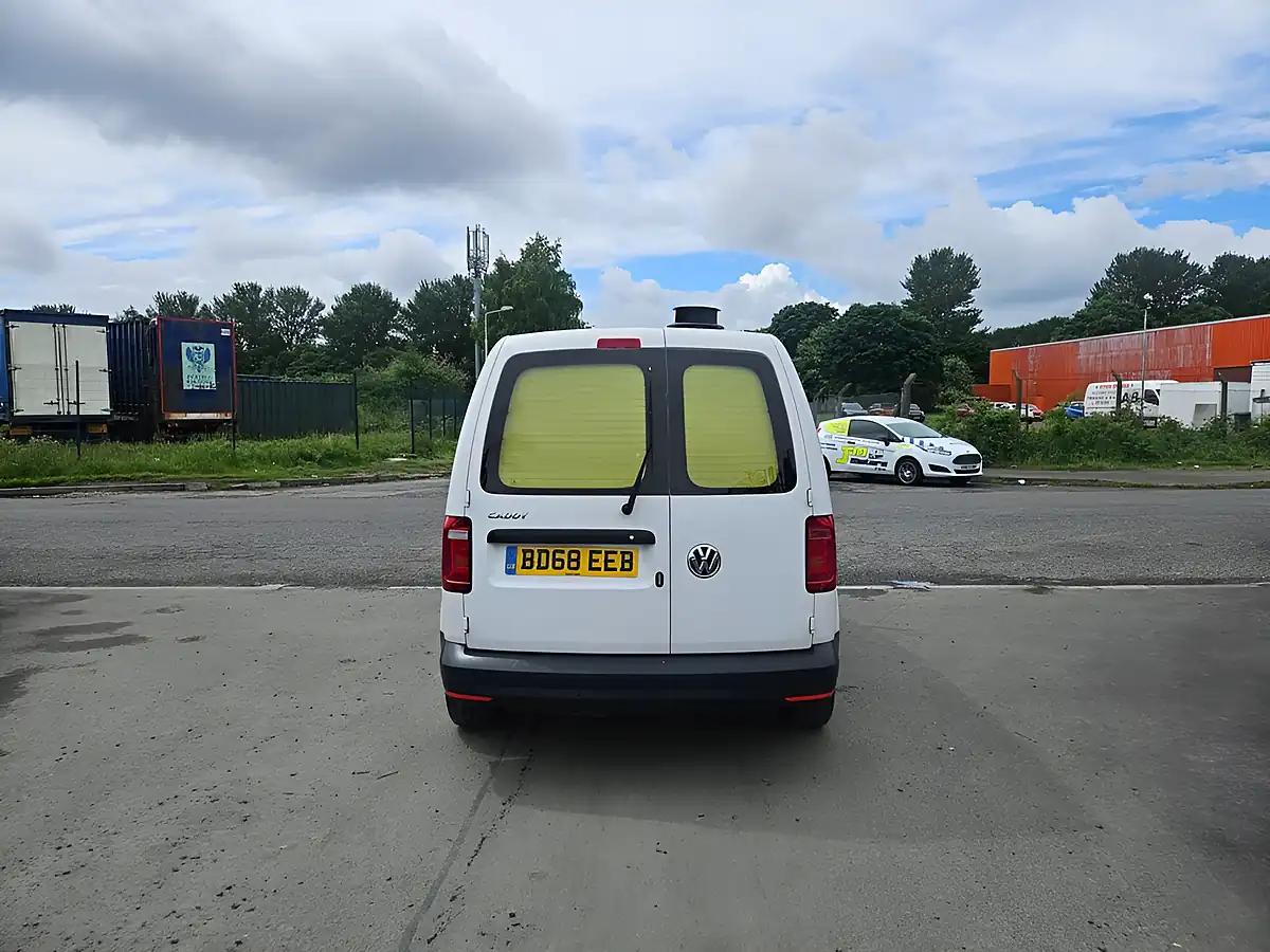 Used 2018 Volkswagen Caddy Startline White - Interior and Exterior details 7