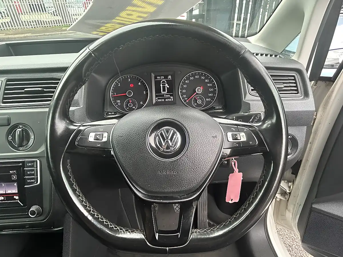 Used 2018 Volkswagen Caddy Startline White - Interior and Exterior details 13