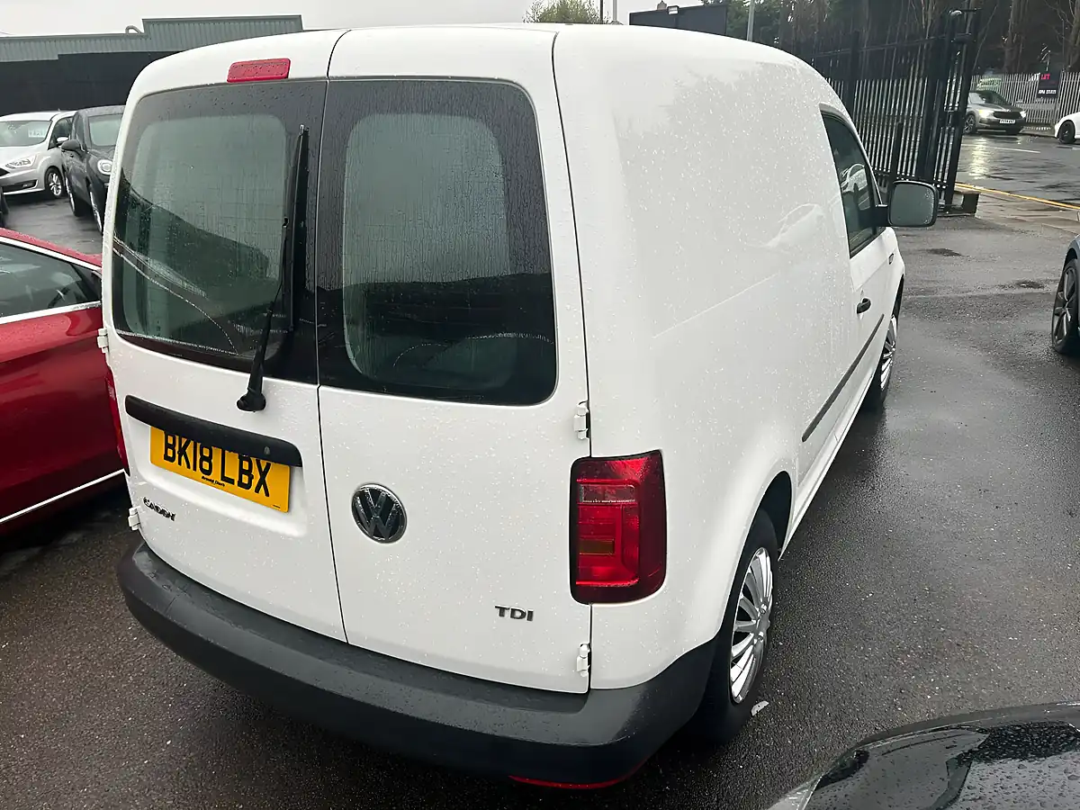 Used 2018 Volkswagen Caddy Startline White - Interior and Exterior details 6
